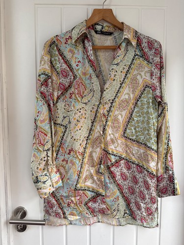 Zara ivory floral shirt blouse