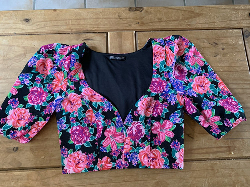 Zara women floral neck - floral, v-neck