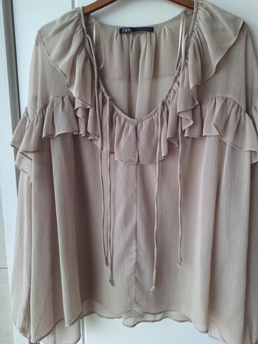 Zara lovely blouse size small - zara,